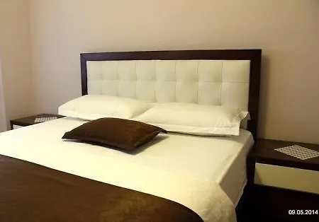 ゲストハウス Cicekli Yali *