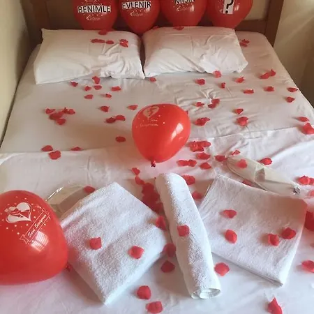 Cicekli Yali Guest house *