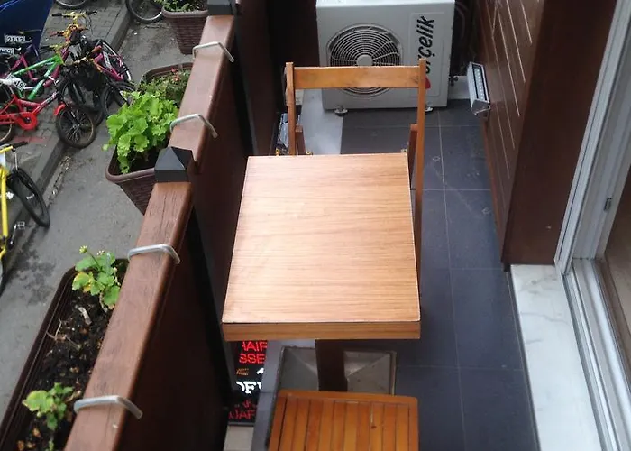 Cicekli Yali بيت ضيافة *