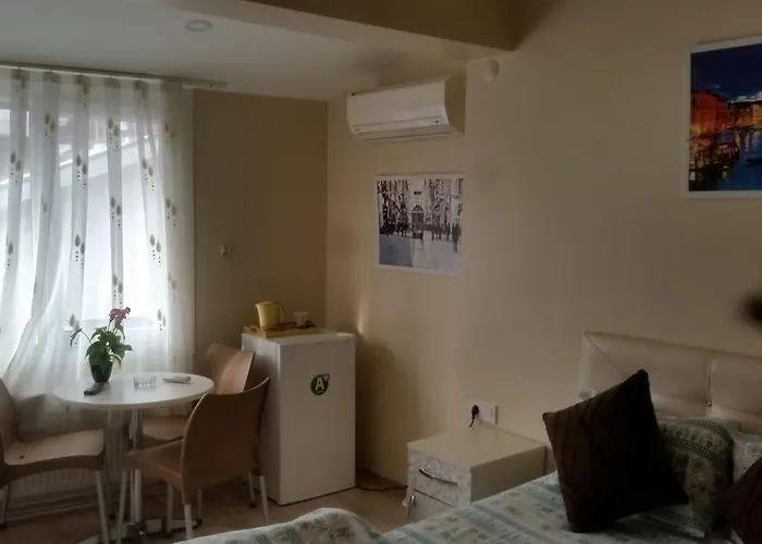 Cicekli Yali بيت ضيافة بويوكادا