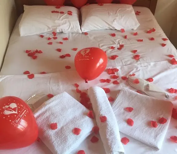 Cicekli Yali بيت ضيافة *